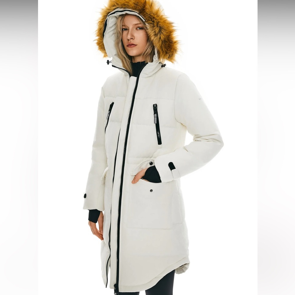 NWT OROLAY WINTER COAT - Picture 2 of 6